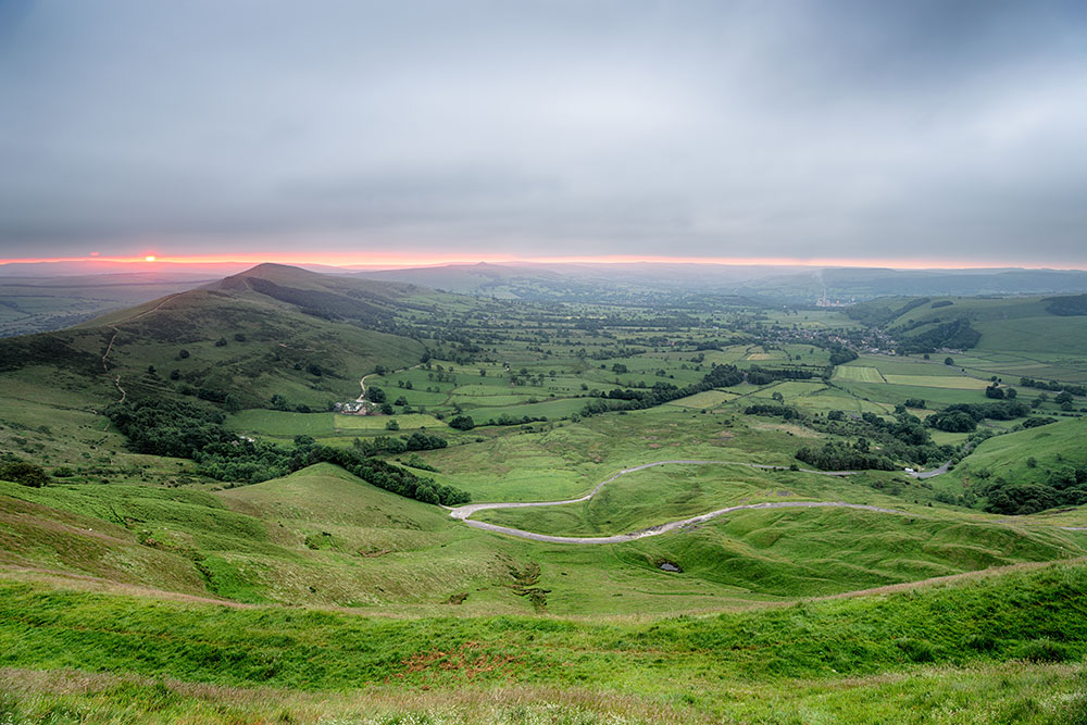 Make the Most of Your May Bank Holiday in the Peak District!